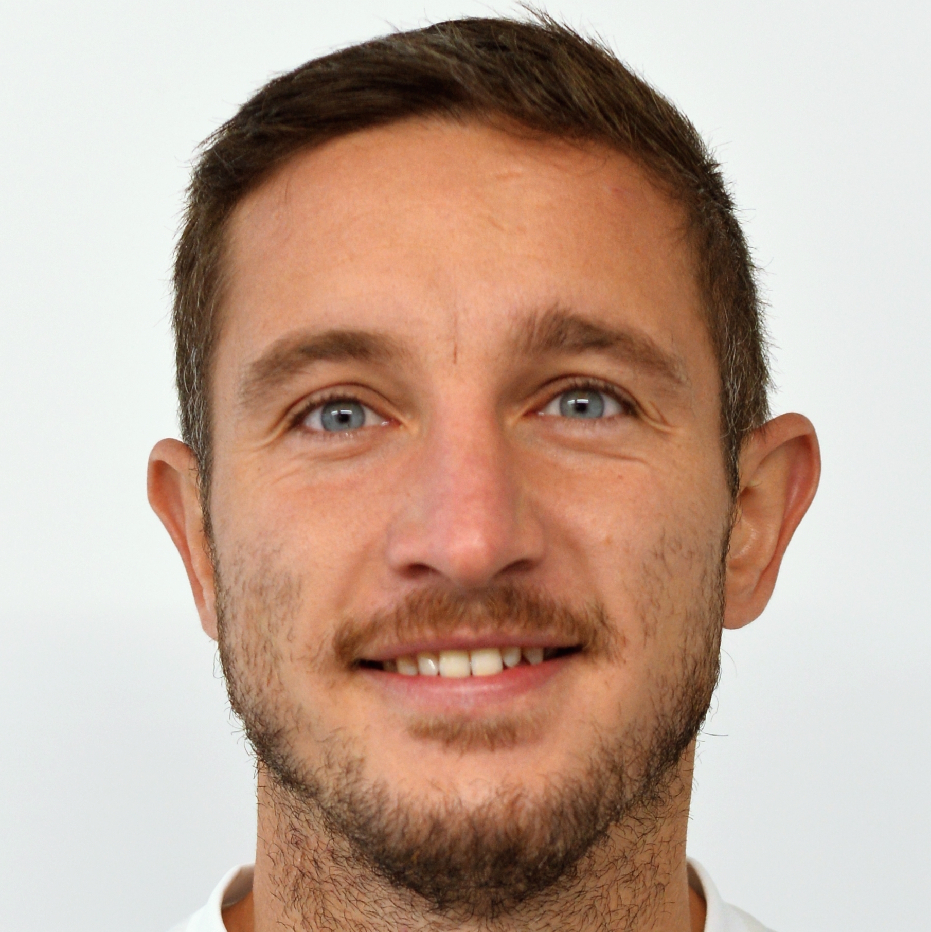 BUS LAURENTIU COSMIN