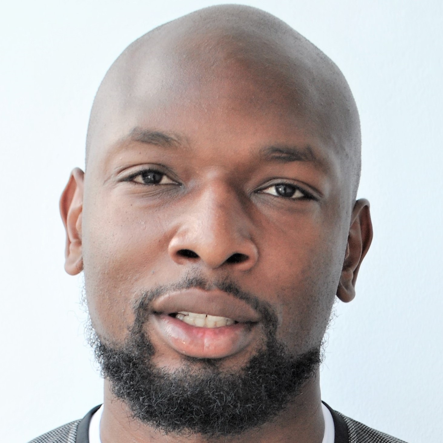 CESTOR MIKE BOTULI